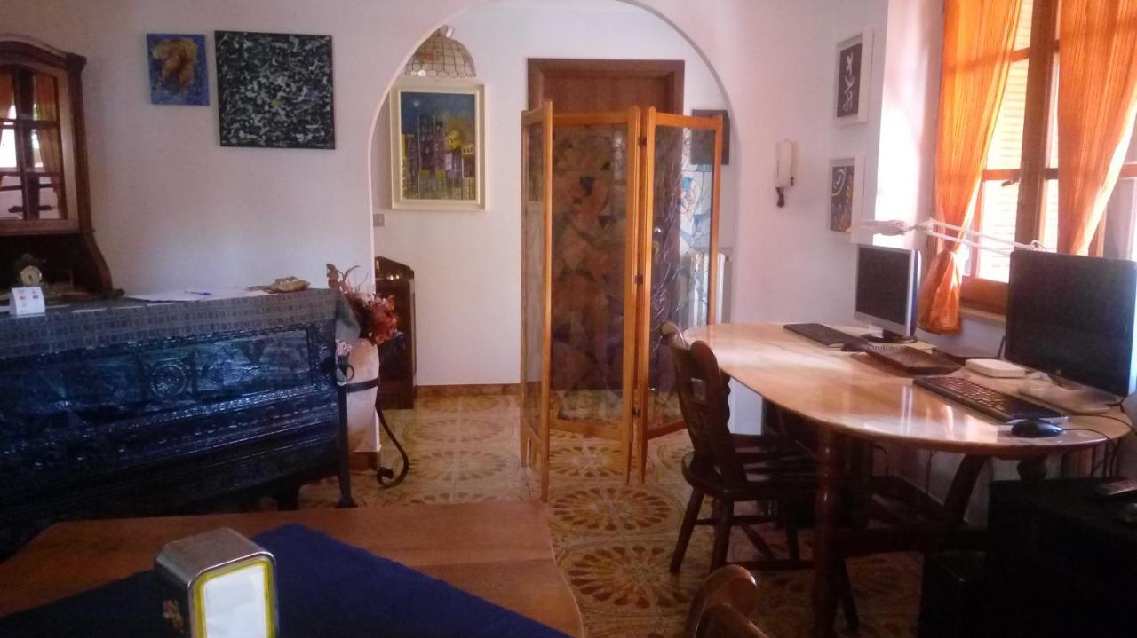 Siliqua فيلا كورياس المظهر الخارجي الصورة
